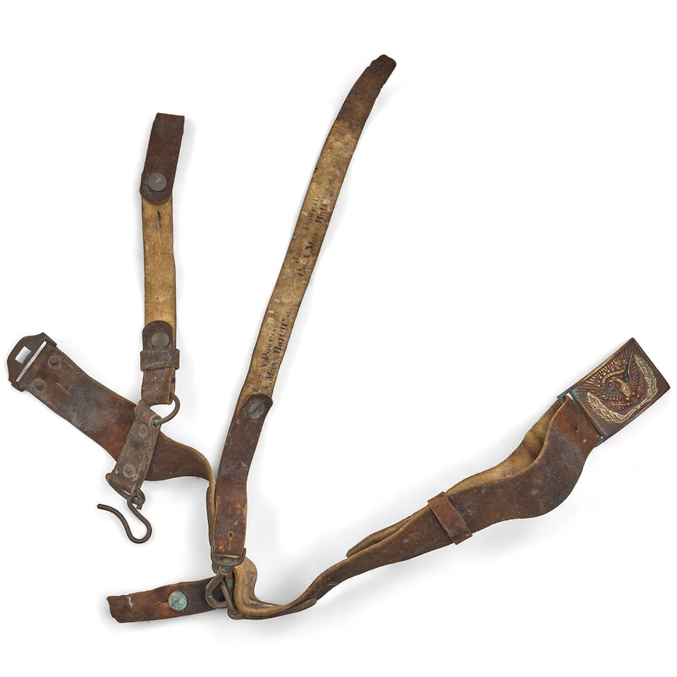 A GROUP OF CIVIL WAR LEATHER ACCOUTREMENTS. - 3