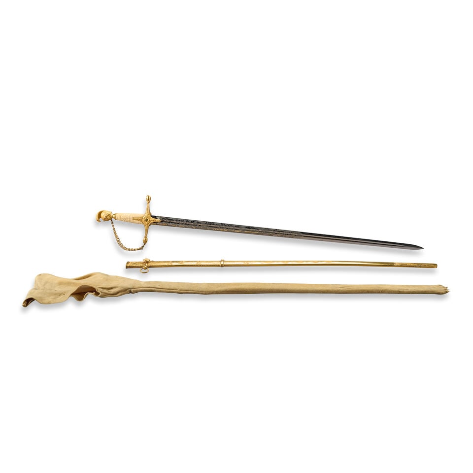 A FINE NON-REGULATION MILITIA OFFICER'S SWORD WITH ROMAN HELMET POMMEL AND CHAMOIS CASE. (1 of 3)