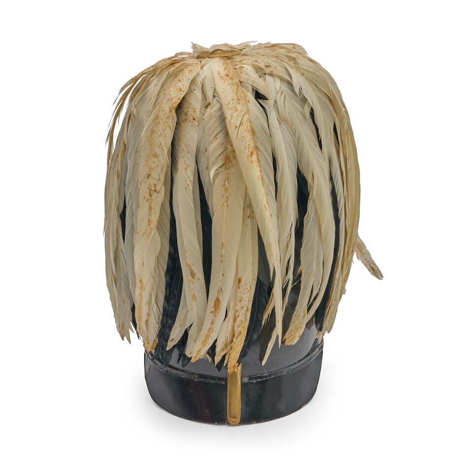 AN IMPERIAL GERMAN GUARDE OFFICER'S PICKELHAUBE HELMET WITH PARADE PLUME. - 5