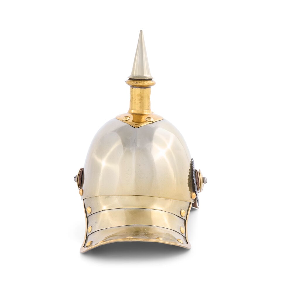 AN IMPERIAL GERMAN GUARDE OFFICER'S SPIKED HELMET AND A MID-19TH CENTURY IMPERIAL KURASSIER HELMET. - 4
