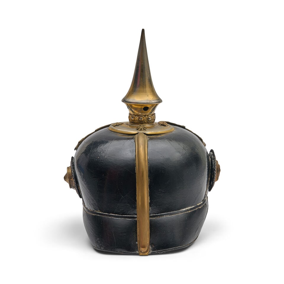 AN IMPERIAL GERMAN OFFICER'S PICKELHAUBE HELMET. - 4