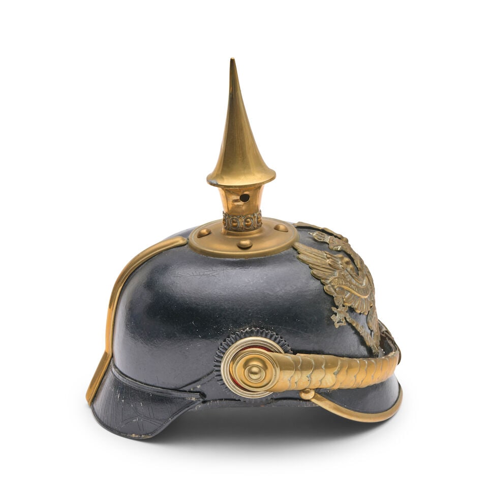 AN IMPERIAL GERMAN OFFICER'S PICKELHAUBE HELMET. - 4