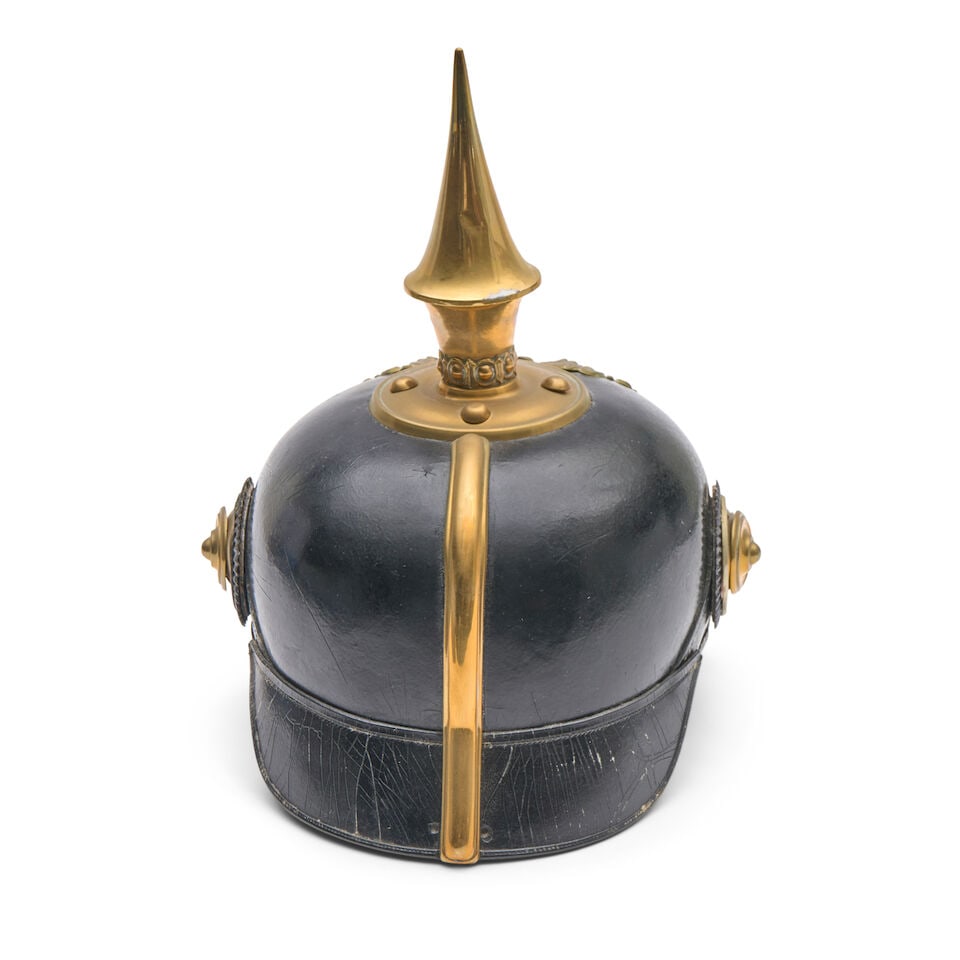 AN IMPERIAL GERMAN OFFICER'S PICKELHAUBE HELMET. - 5