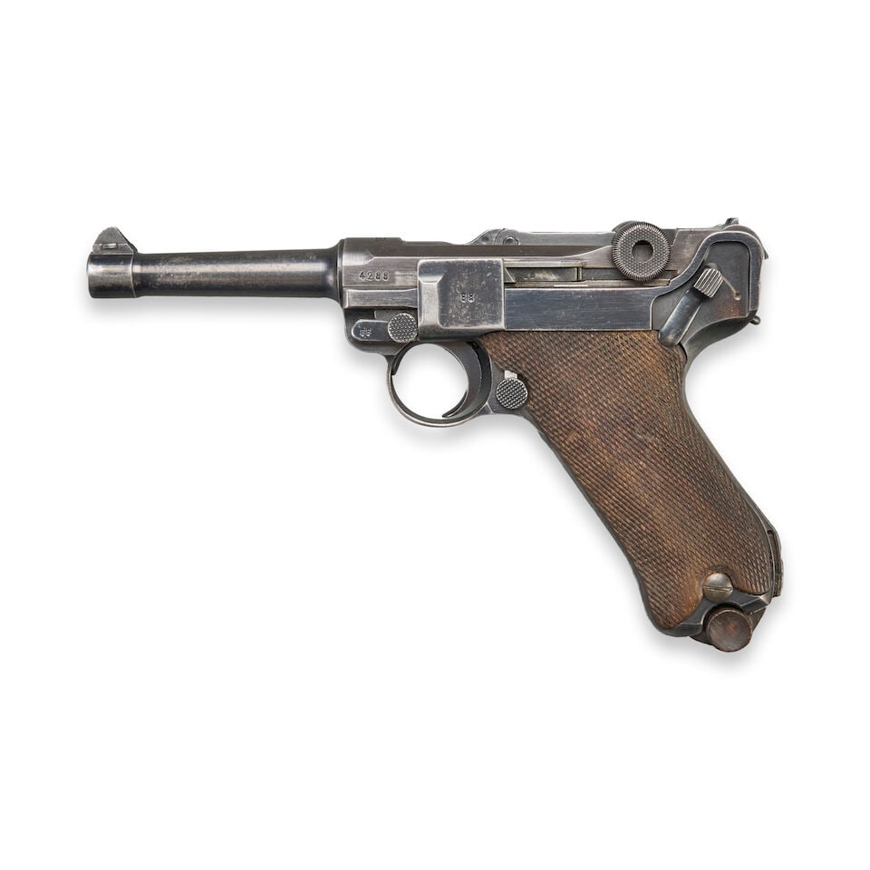 A WORLD WAR II MAUSER S/42 P.08 LUGER PISTOL AND HOLSTER, Curio or Relic firearm - 2
