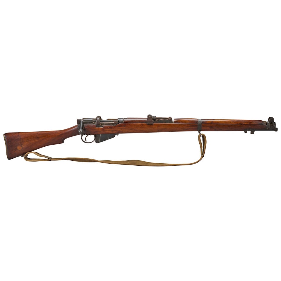 A WORLD WAR I BRITISH SMLE MKIII* BOLT ACTION RIFLE, Curio or Relic firearm - 2