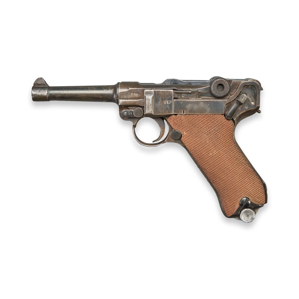 A WORLD WAR I DWM P.08 LUGER PISTOL AND HOLSTER, Curio or Relic firearm - 2