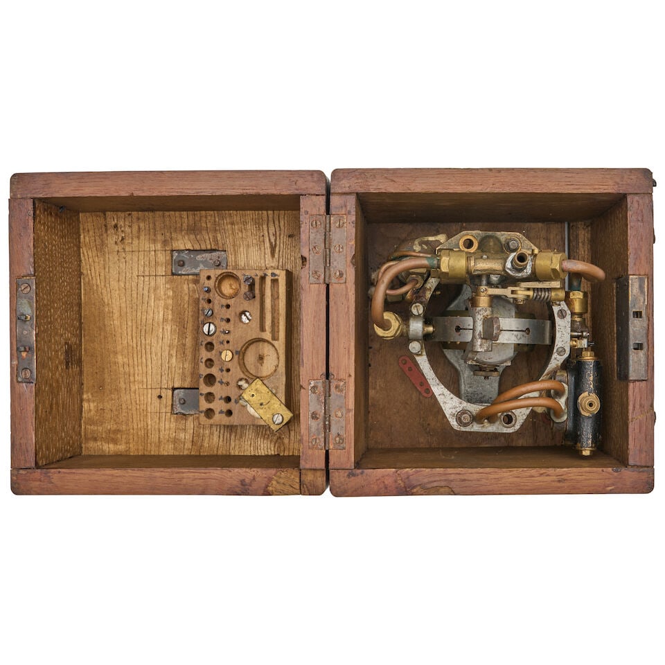 A WORLD WAR II JAPANESE TORPEDO GYROSCOPE. - 5