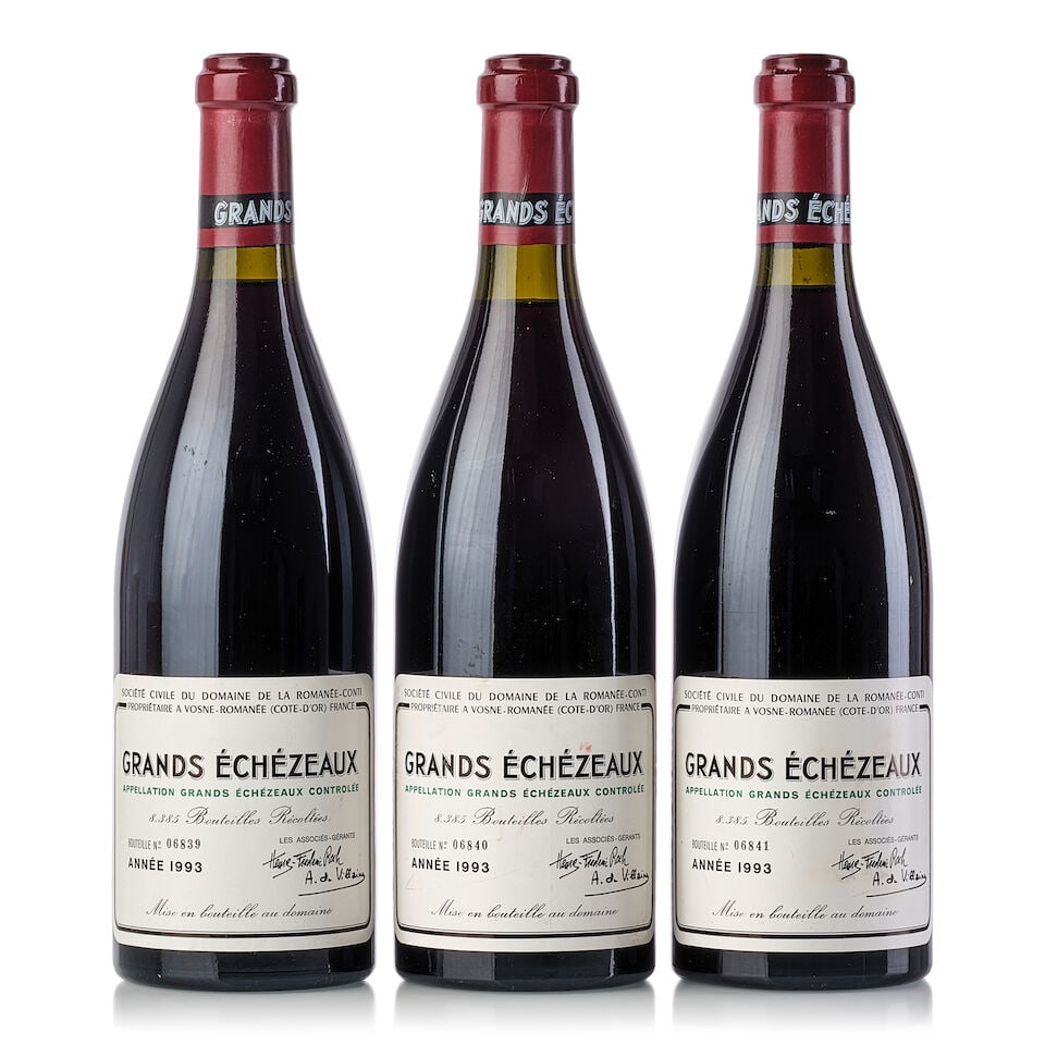 Domaine de la Romanée-Conti Grands Echézeaux, 1993 (3x 750ml): Domaine de la Romanée-Conti Grands Echézeaux, 1993 (3x 750ml) Region: Burgundy Fill Level: 2x 1cm, 1x 1.5cm Label: 3x slightly scuffed front and back label, 1x nicked back label, 1x