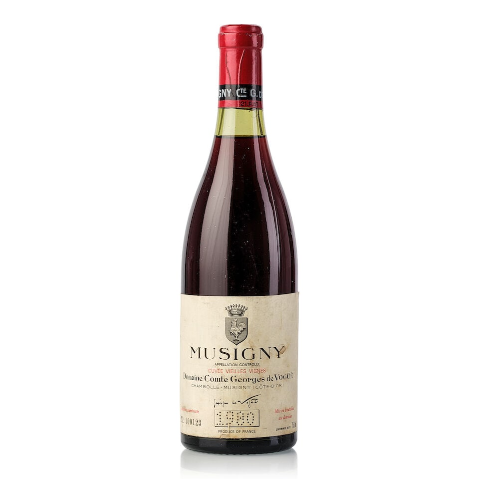 Domaine Comte Georges de Vogüé Musigny, 1980 (1x 750ml): Domaine Comte Georges de Vogüé Musigny, 1980 (1x 750ml) Region: Burgundy Fill Level: 1.5cm Capsule: slightly scuffed, wrinkled Cork: slightly depressed Label: stained, bin-soiled For further