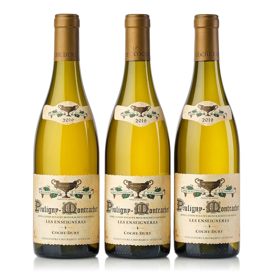 Domaine Coche Dury Puligny Montrachet Les Enseignères, 2019 (3x 750ml): Domaine Coche Dury Puligny Montrachet Les Enseignères, 2019 (3x 750ml) Region: Burgundy Label: 1x slightly nicked, 1x wrinkled neck tag For further information on this lot please visit