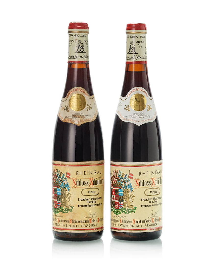 Schloss Schönborn Riesling Erbacher Marcobrunn Trockenbeerenauslese, 1976 (2x 680ml): Schloss Schönborn Riesling Erbacher Marcobrunn Trockenbeerenauslese, 1976 (2x 680ml) Region: Germany Fill Level: 2x 1cm Capsule: 1x stained, 2x slightly corroded Cork: 1x slightly protruded, 1x p