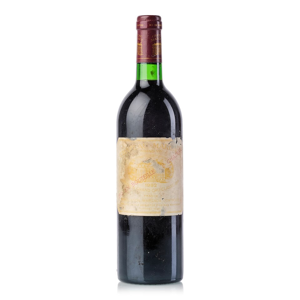 Château Margaux, 1982 (1x 750ml): Château Margaux, 1982 (1x 750ml) Region: Bordeaux Fill Level: into neck Capsule: slightly scuffed and corroded Cork: slightly depressed Label: deteriorated Miscellaneous: glue stains on bottle Fo