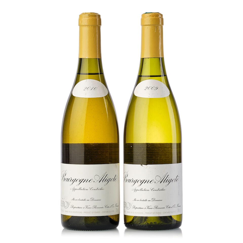 Domaine Leroy Bourgogne Aligoté, 2009 (1x 750ml) Domaine Leroy Bourgogne Aligoté, 2010...: Domaine Leroy Bourgogne Aligoté, 2009 (1x 750ml) Region: Burgundy Capsule: wrinkled Cork: protruded Label: scuffed, scuffed vintage tag Domaine Leroy Bourgogne Aligoté, 2010 (1x 750ml) Regio