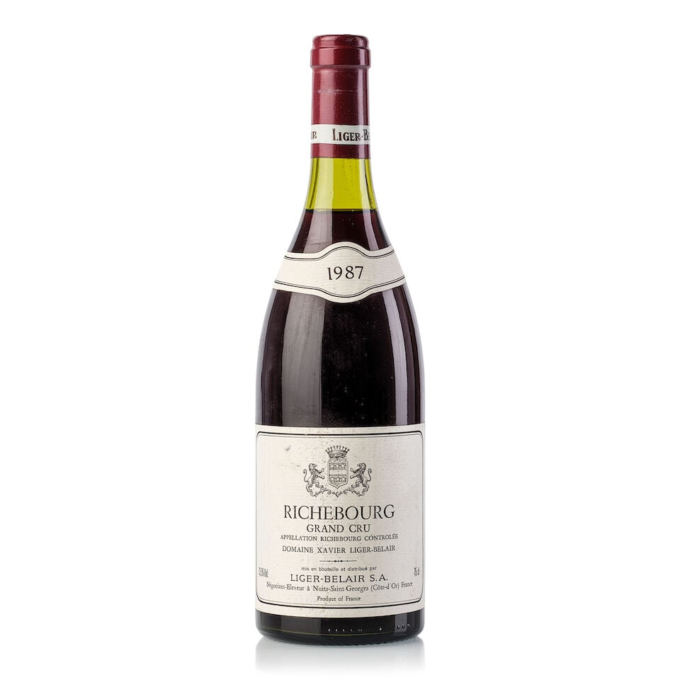Domaine Xavier Liger Belair Richebourg, 1987 (1x 750ml): Domaine Xavier Liger Belair Richebourg, 1987 (1x 750ml) Region: Burgundy Fill Level: 2.5cm Capsule: slightly torn Cork: signs of old seepage Label: bin-soiled, slightly nicked For further information 