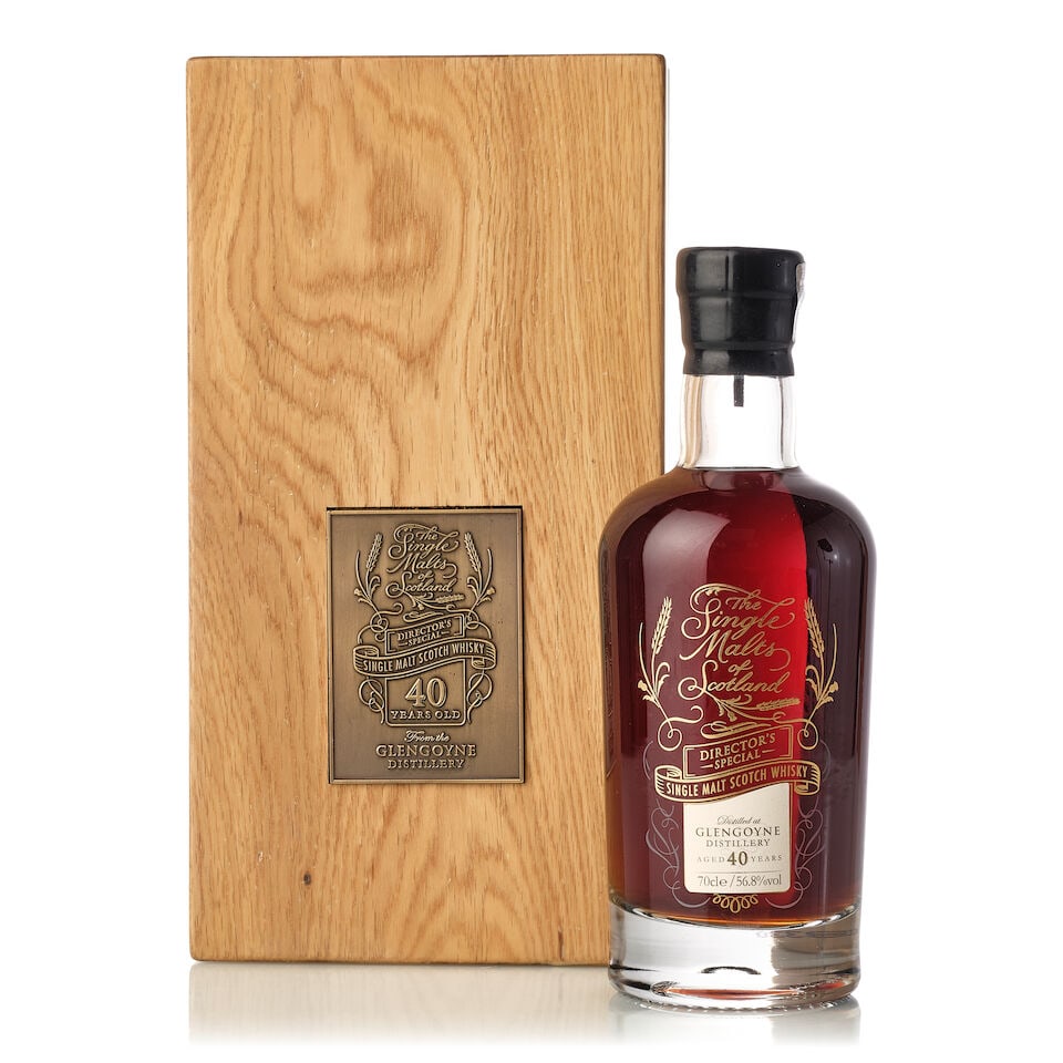 Glengoyne 40 year old (1x 700ml): Glengoyne 40 year old (1x 700ml) Region: Highland Fill Level: base neck Capsule: wax capsule Label: good label Packaging: wooden case with dented interior Alcohol content: 56.8% ABV Notes: Distilled i