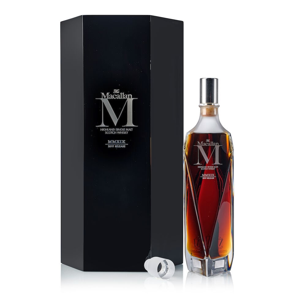 The Macallan M Decanter 2019 Release, NV (1x 700ml): The Macallan M Decanter 2019 Release, NV (1x 700ml) Region: Speyside Label: transfer print label Packaging: original presentation case with crystal stopper Miscellaneous: original outer carton Alcohol