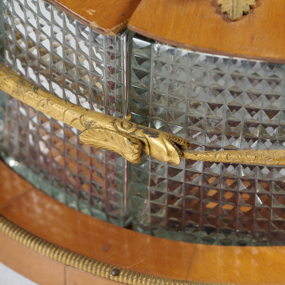 Centre de table à compartiments en cristal taillé d'époque Charles X A Charles X ... - 4
