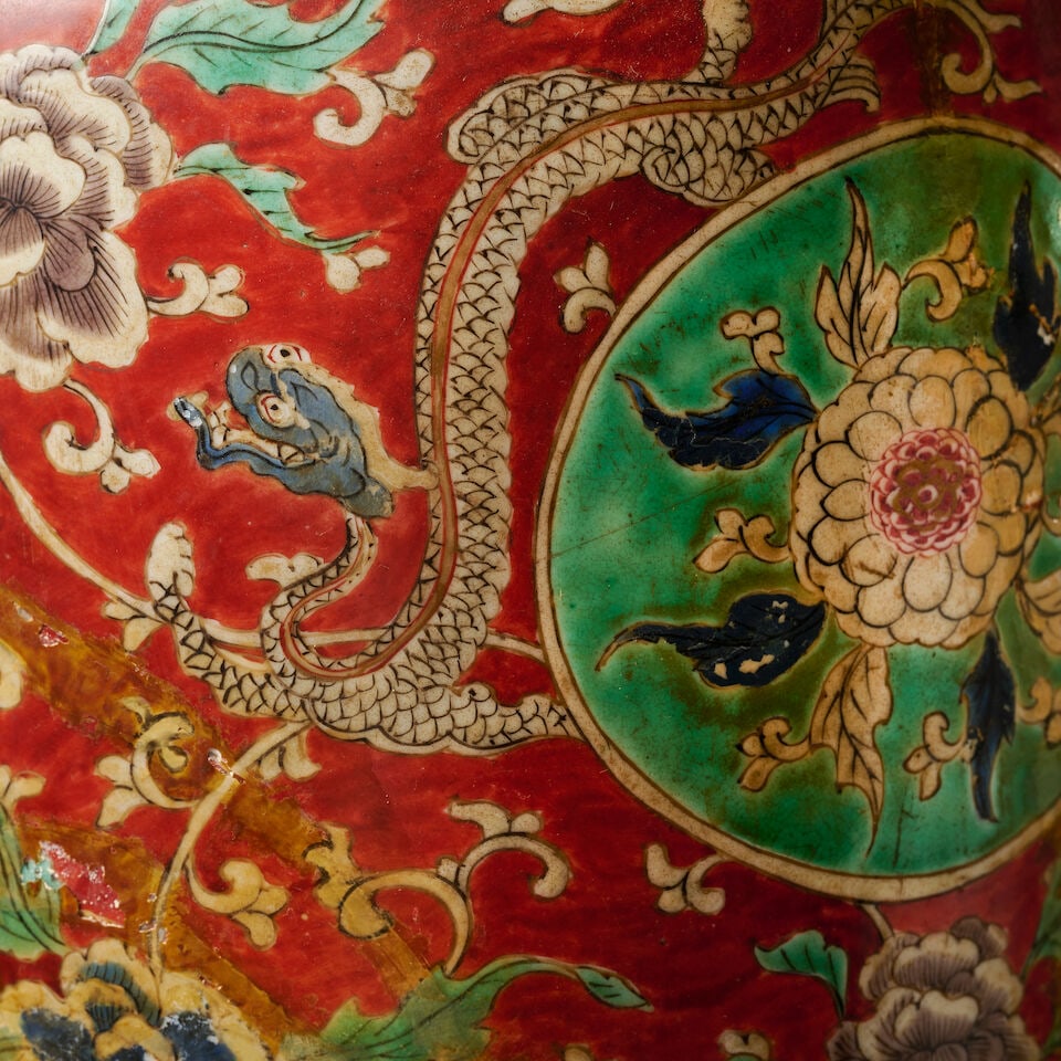 Grand vase couvert en porcelaine de la Chine du XIXe siècle A large Chinese porcelain cover... - 3