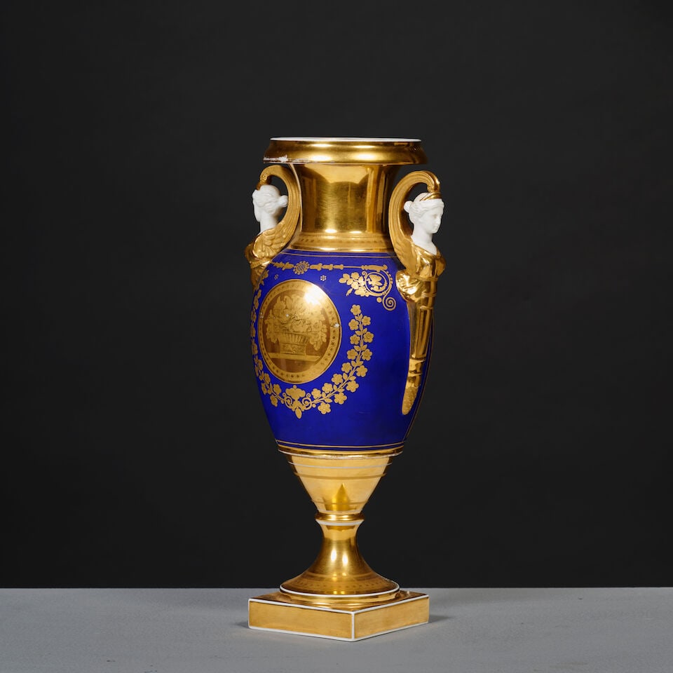 Vase en porcelaine de Paris ornée d'une vue de Genève du début du XIXe siècl... - 9