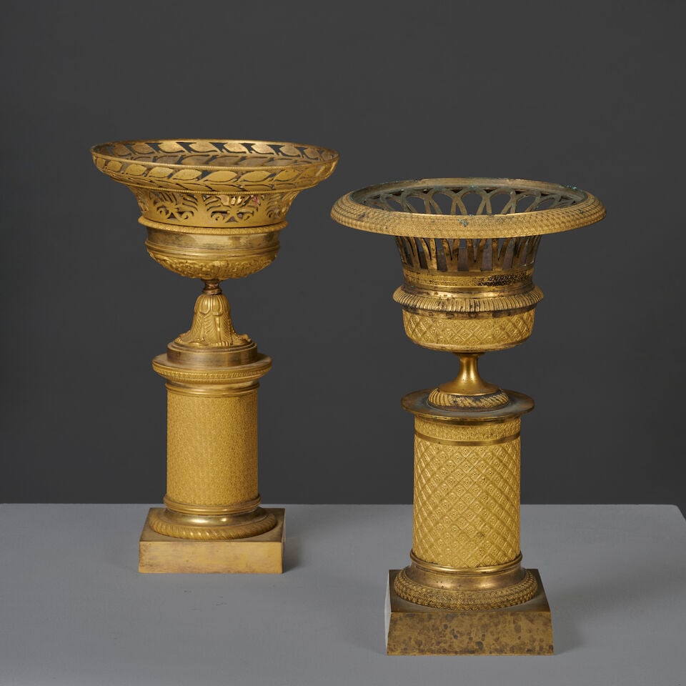 Deux coupes ajourées en bronze doré et ciselé d'époque Restauration Two pier... - 3