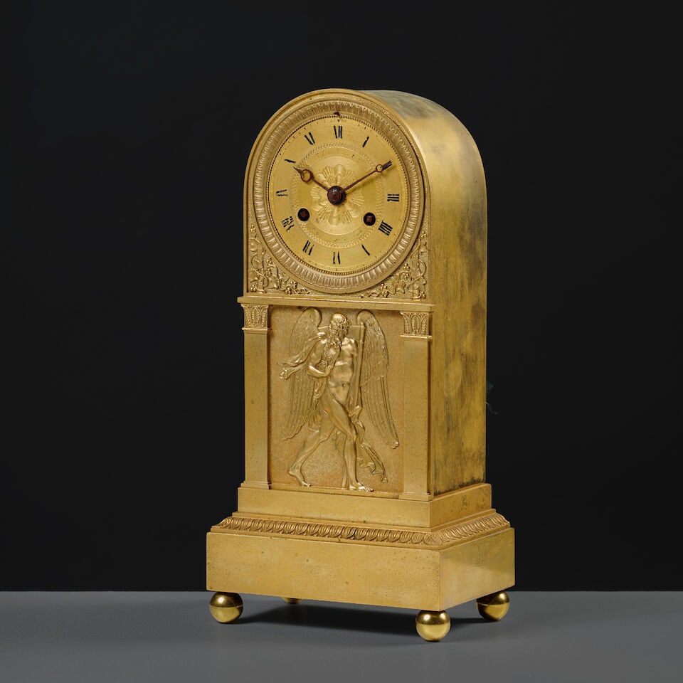Pendule borne en bronze doré par Thomire & Cie d'époque Restauration A mantel clock in... - 4