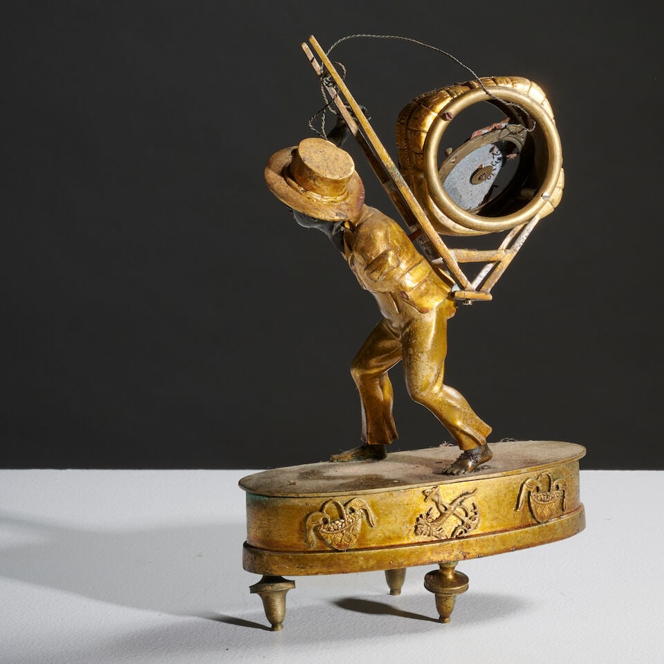 Petite pendule Le porteur de la balle de coton en bronze doré et bronze patiné du XIXe... - 2