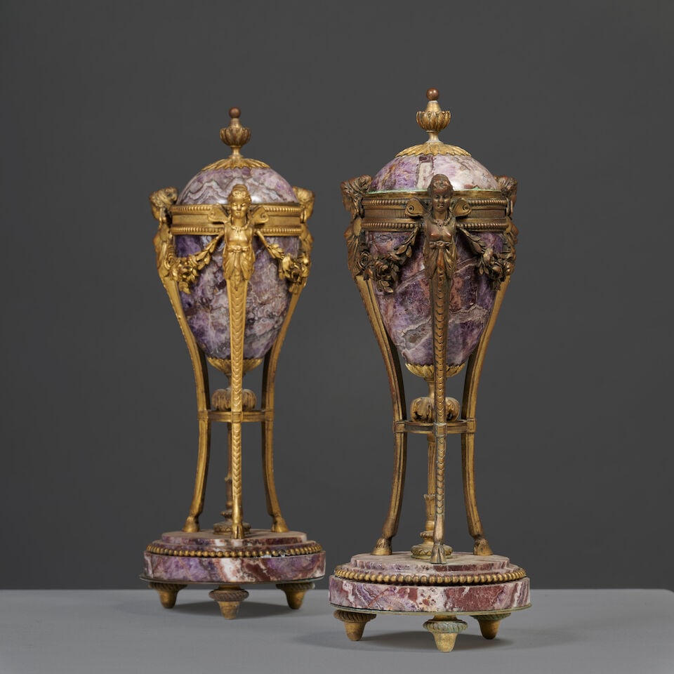 Paire de cassolettes couvertes en améthyste et monture en bronze doré et ciselé d... - 7