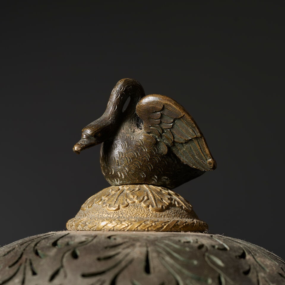 Coupe couverte en bronze doré et patiné d'époque Empire An Empire covered bowl in... - 3
