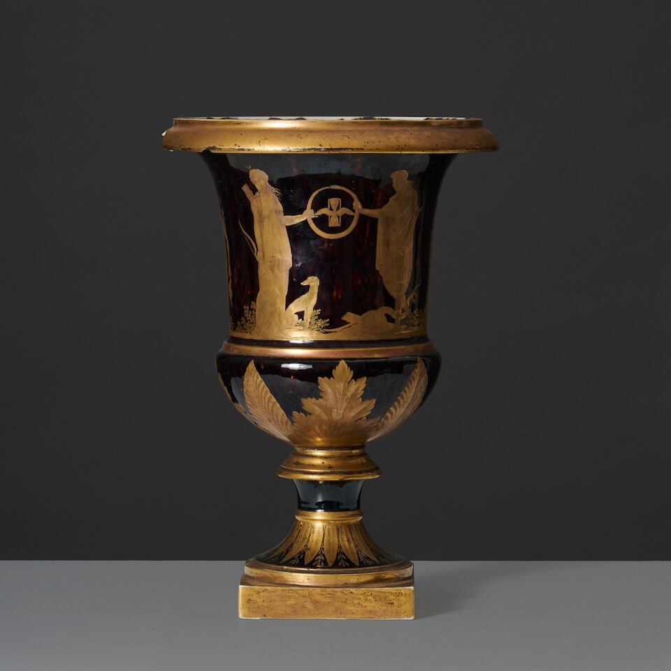 Importante pendule dans un vase Médicis en porcelaine façon écaille, d'époqu... - 3