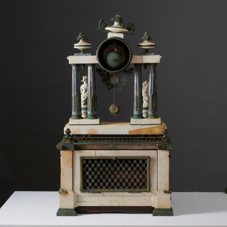 Importante pendule portique à caisse musicale d'époque Louis XVI An important Louis XV... - 2