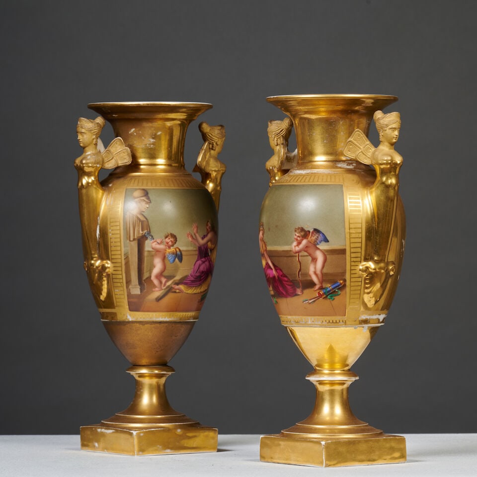 Paire de vases en porcelaine de Paris à fond or, début du XIXe siècle A pair of g... - 5