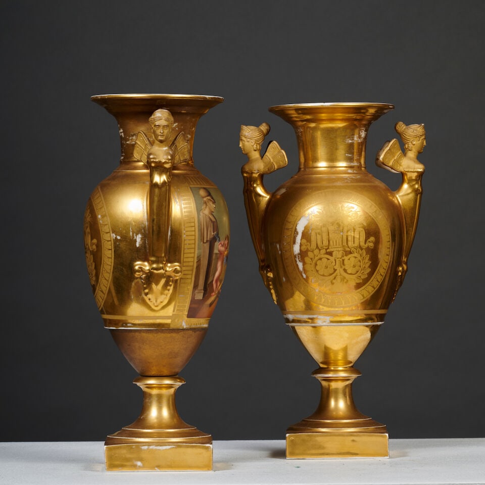 Paire de vases en porcelaine de Paris à fond or, début du XIXe siècle A pair of g... - 8
