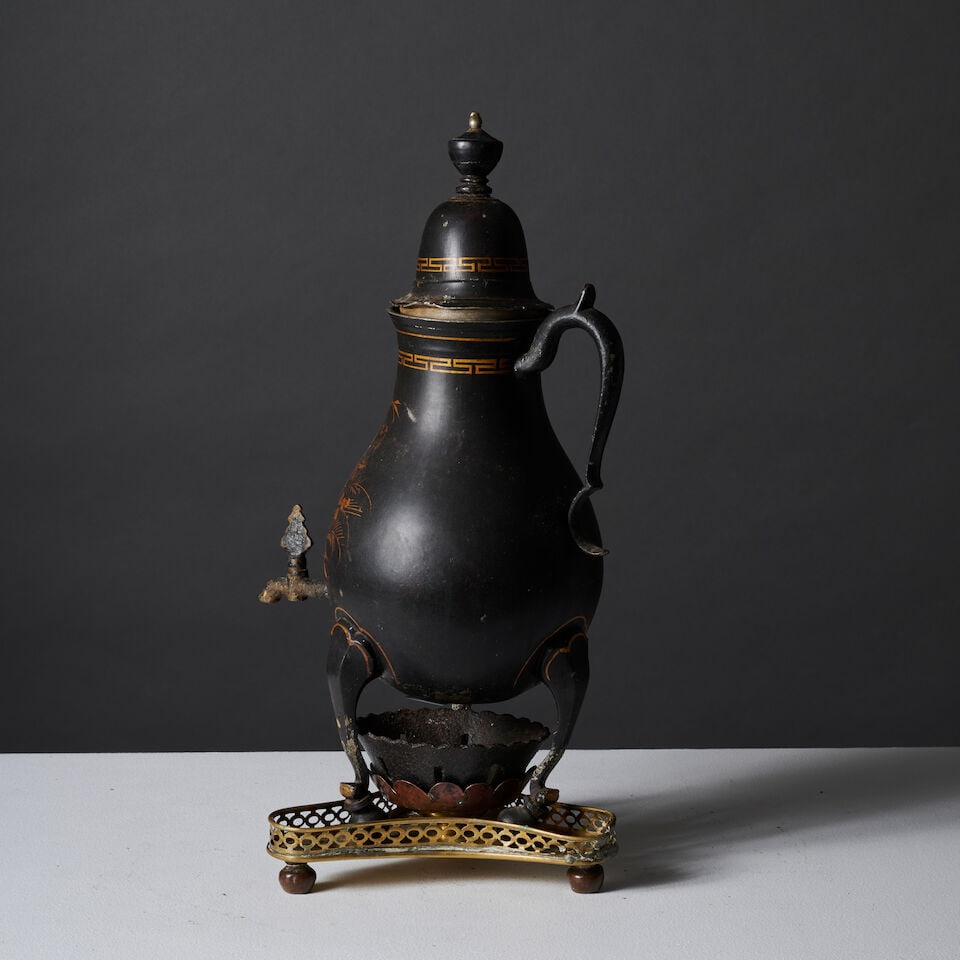 Fontaine à eau chaude en tôle peinte, Angleterre, XIXe siècle An english 19th cen... - 2