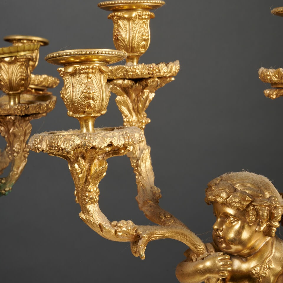 Paire de candélabres à quatre lumières du milieu du XIXe siècle A pair of fo... - 11