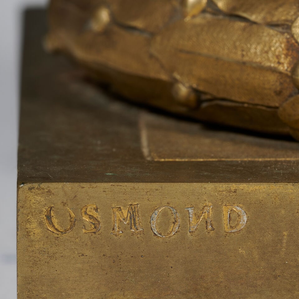 Pendule colonne surmontée d'un vase couvert en bronze doré par Osmond d'époque Lo... - 2