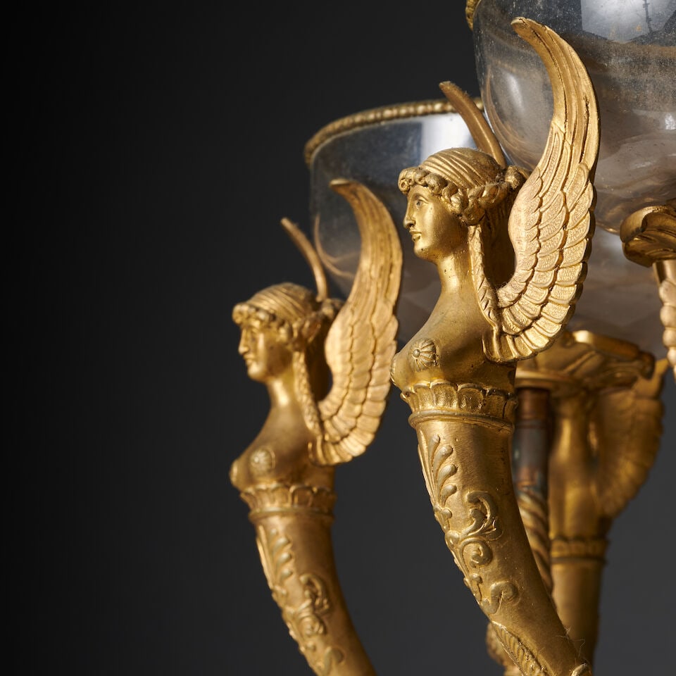 Paire de coupes en bronze doré et verre moulé de la première moitié du XIXe ... - 2