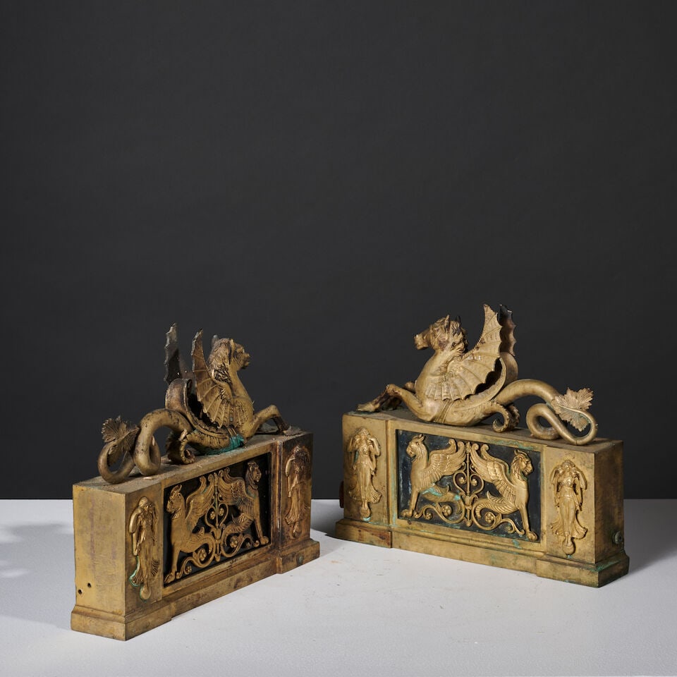 Paire de chenets aux chevaux marins en bronze patiné et doré d'époque Empire An E... - 4