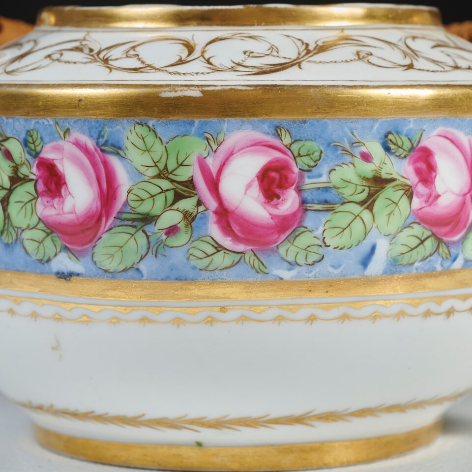 Théière couverte en porcelaine, Russie, fin du XVIIIe-début du XIXe siècle A... - 2