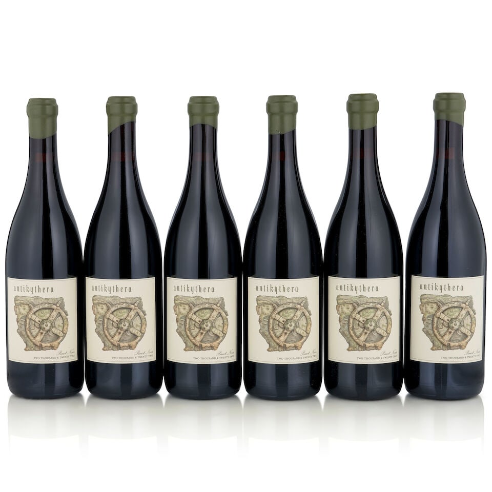 Antica Terra, Pinot Noir Antikythera, 2022 (6 bottles, 750ml): Antica Terra, Pinot Noir Antikythera, 2022 (6 bottles, 750ml) Region: Oregon Packaging: original cardboard case This lot is subject to the following lot symbols: • • Zero rated for tax,