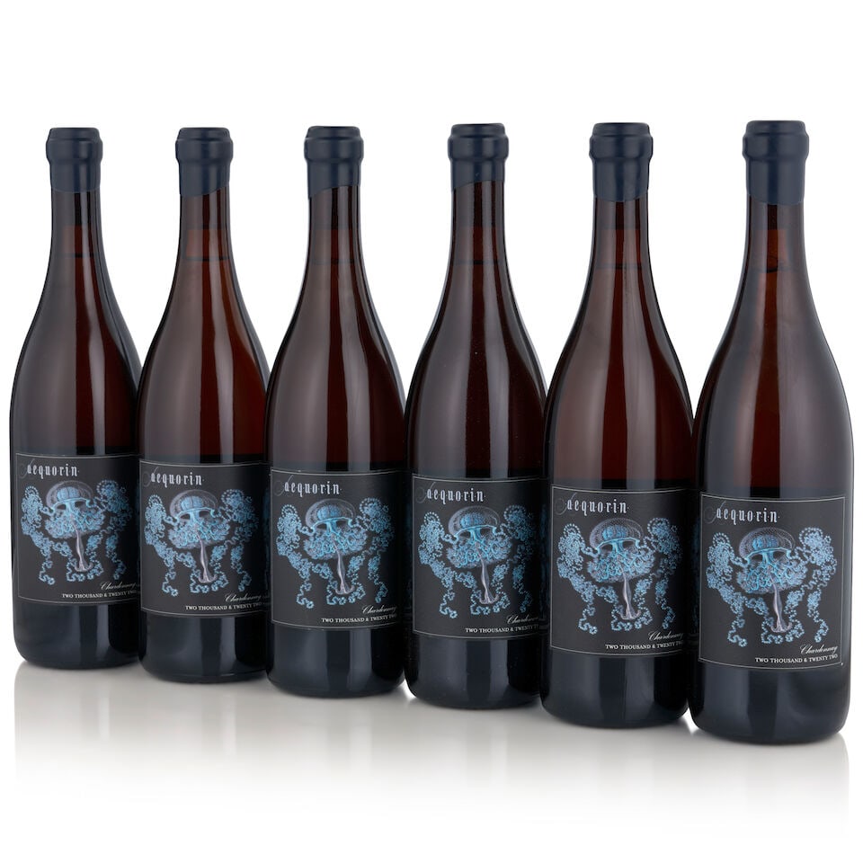 Antica Terra, Chardonnay Aequorin, 2022 (6 bottles, 750ml): Antica Terra, Chardonnay Aequorin, 2022 (6 bottles, 750ml) Region: Oregon Packaging: original cardboard case This lot is subject to the following lot symbols: • • Zero rated for tax, no