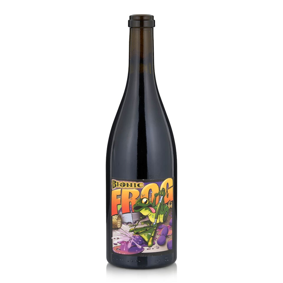 Christophe Baron, Bionic Frog Syrah, 2008 (1 bottle, 750ml): Christophe Baron, Bionic Frog Syrah, 2008 (1 bottle, 750ml) Region: Oregon This lot is subject to the following lot symbols: • • Zero rated for tax, no tax will be added to the Hammer Pric