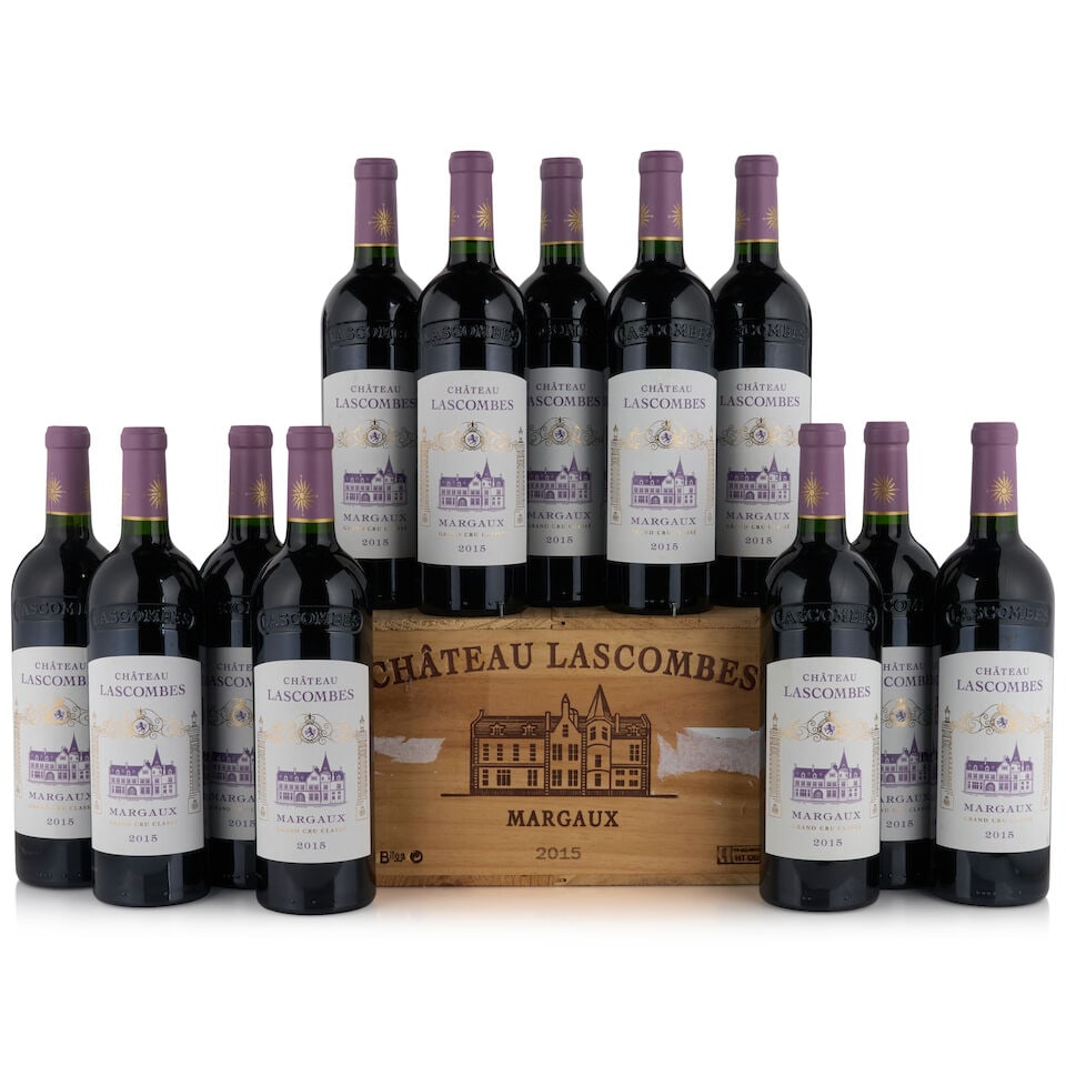 Château Lascombes, 2015 (12 bottles, 750ml): Château Lascombes, 2015 (12 bottles, 750ml) Region: Margaux Packaging: original wooden case Footnotes: Bordeaux, Left Bank This lot is subject to the following lot symbols: • • Zero