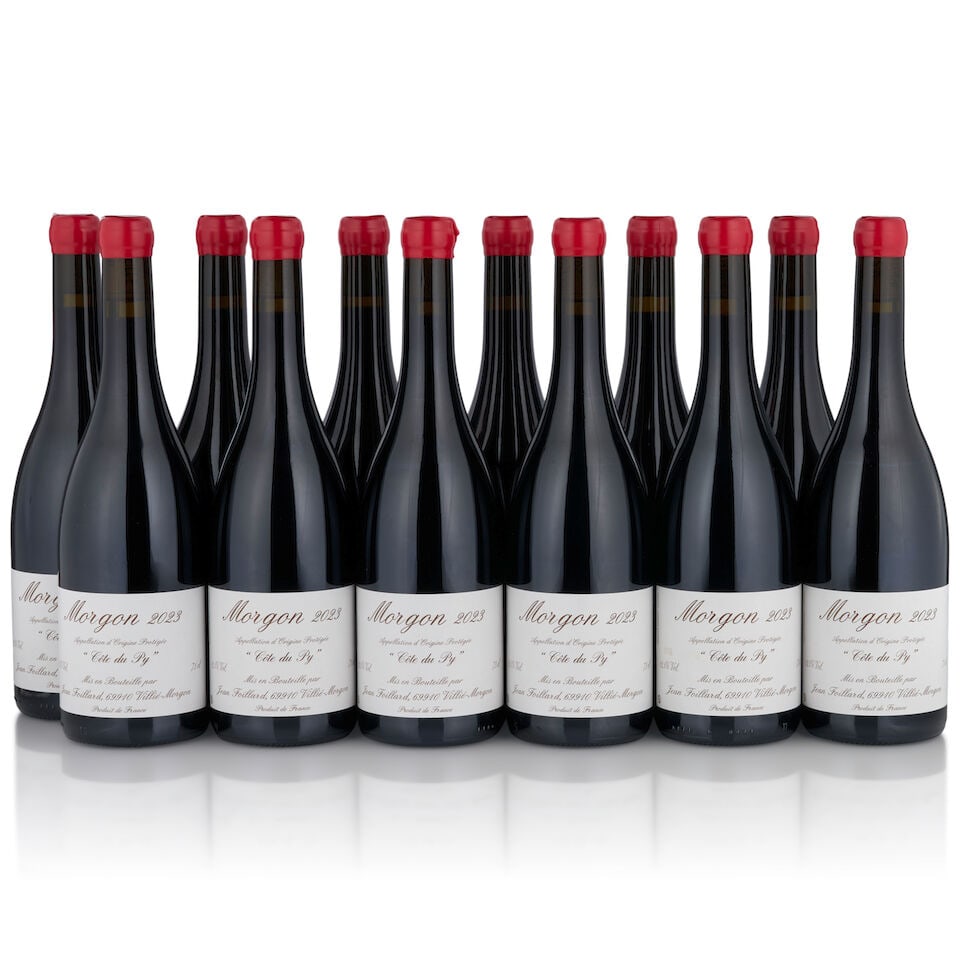 Jean Foillard, Morgon Côte du Py, 2023 (12 bottles, 750ml): Jean Foillard, Morgon Côte du Py, 2023 (12 bottles, 750ml) Region: Beaujolais Packaging: original cardboard case This lot is subject to the following lot symbols: • • Zero rated for