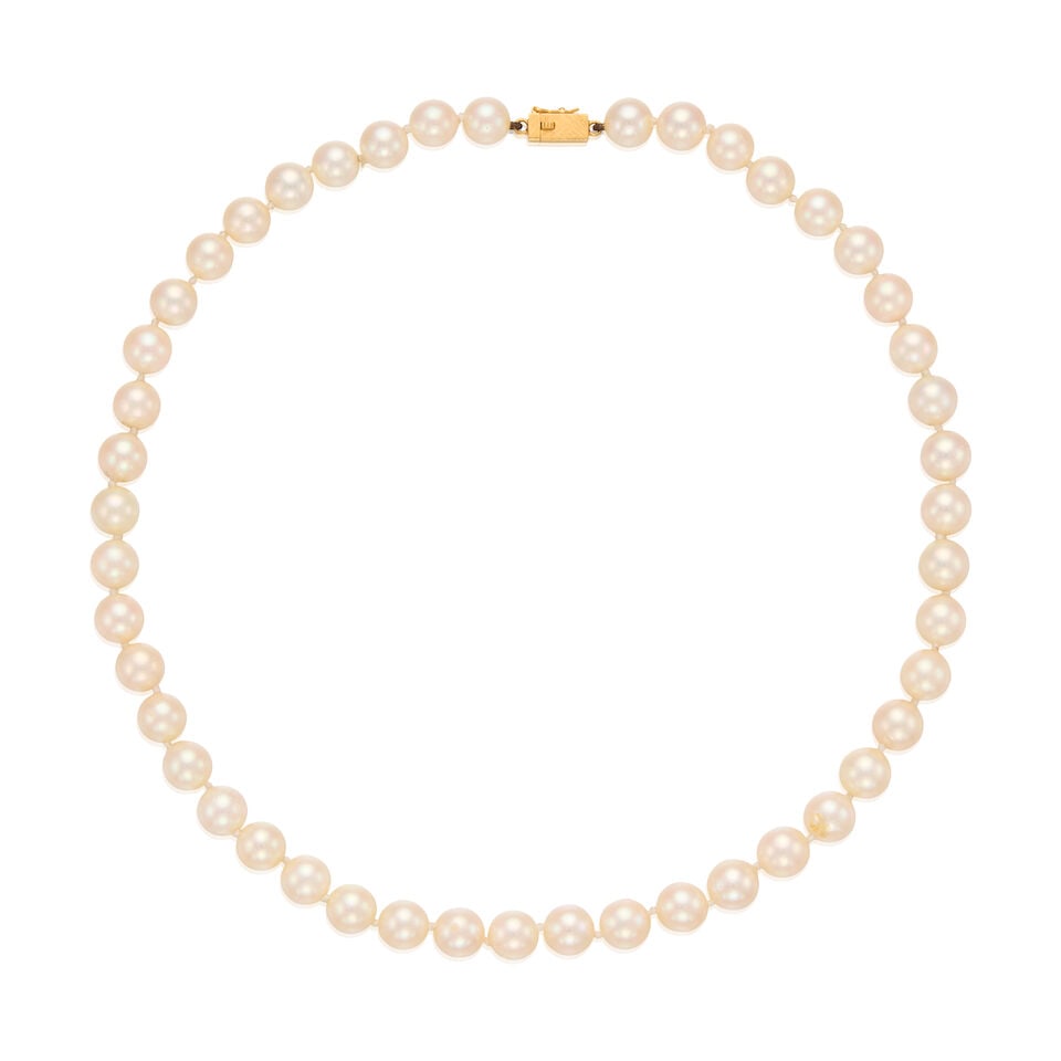 18K YELLOW GOLD AND CULTURED PEARL NECKLACE: 18K YELLOW GOLD AND CULTURED PEARL NECKLACE • Numerous cultured pearls measuring approximately 7.23mm in diameter • Length 15 in. • Estimated gross weight: 25.6