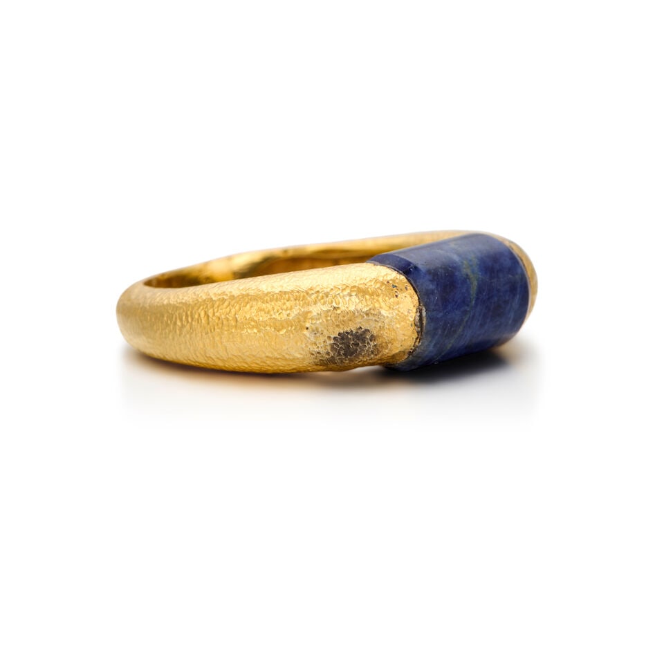 LALAOUNIS: 22K GOLD AND SODALITE RING - 2