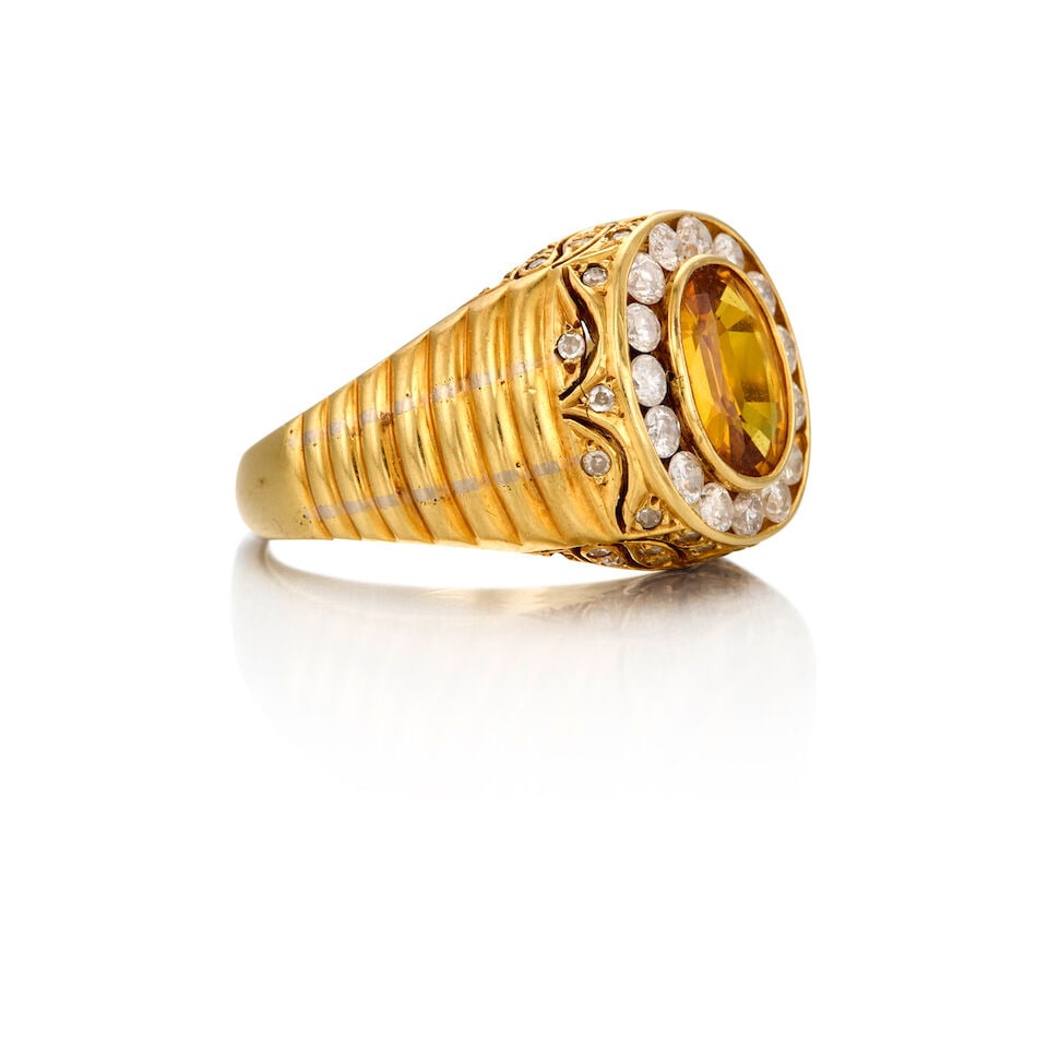 18K GOLD, SAPPHIRE AND DIAMOND RING - 3