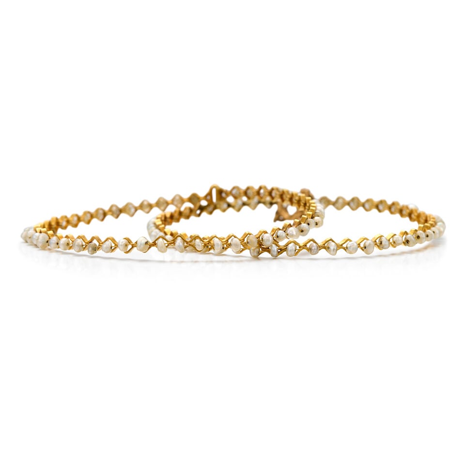 18K YELLOW GOLD AND PEARL BANGLE BRACELET - 2