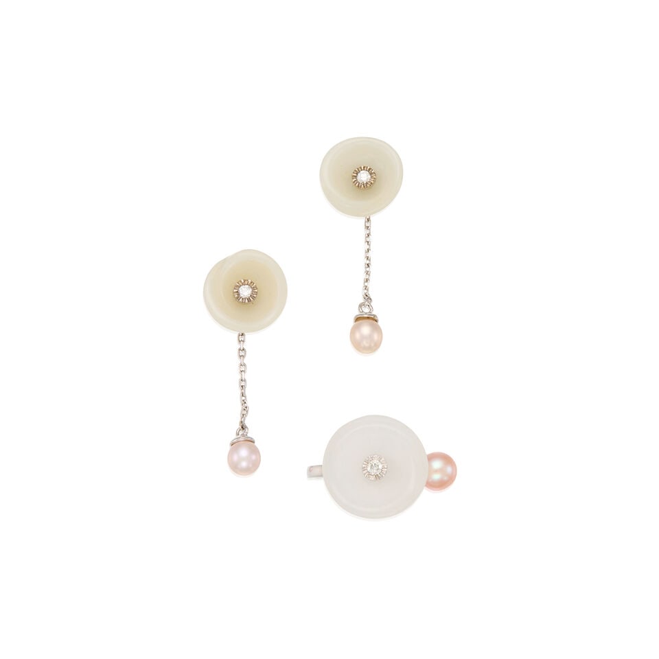 A SET OF JADE, PEARL, DIAMOND RING AND EARRINGS: A SET OF JADE, PEARL, DIAMOND RING AND EARRINGS • A 14K white gold ring with one carved jade measuring 11.88mm in diameter, one cultured pearl measuring 4.55mm in diameter and one round