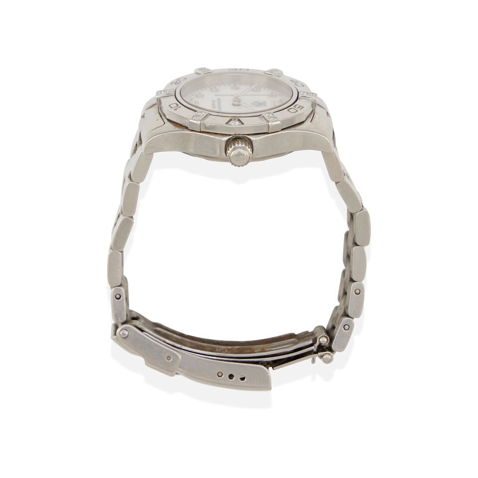 TAG HEUER: A STAINLESS STEEL, MOTHER-OF-PEARL AND DIAMOND 'AQUARACER' WRISTWATCH - 2