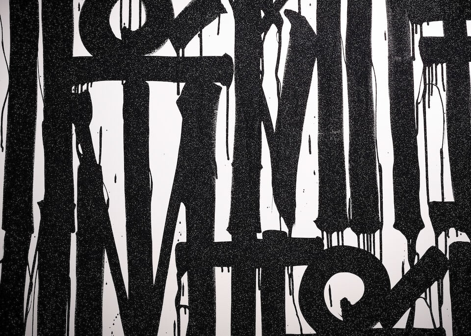 RETNA (B. 1979) Untitled 114 x 163 in (289.6 x 414 cm) (Painted in 2018) - 3